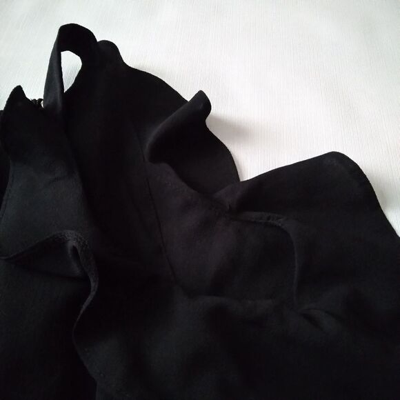 Umgee Black Cold Shoulder Ruffle Sleeve Above Knee Shift Dress Women's Medium - Picture 6 of 13